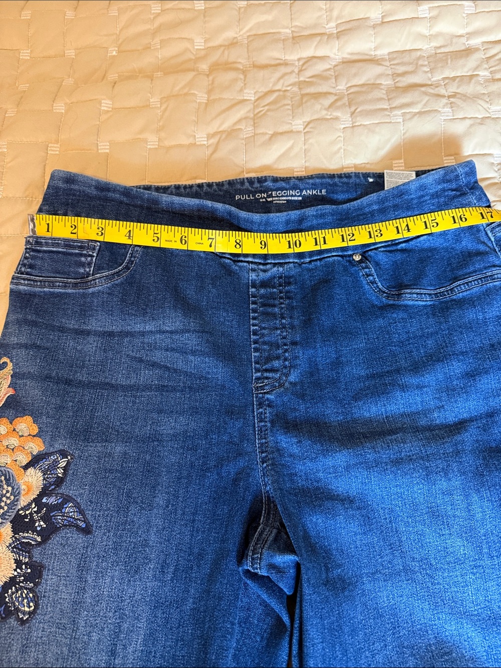 Chico's Dark Blue Embroidered Floral Embroidered Jeggings - Picture 7 of 9